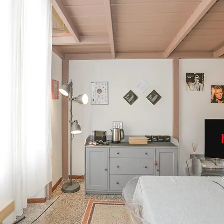 Su 2 Piani - 1g Wi-fi - Self Check-in - Netflix * Genua