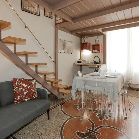 Su 2 Piani - 1g Wi-fi - Self Check-in - Netflix Apartment *