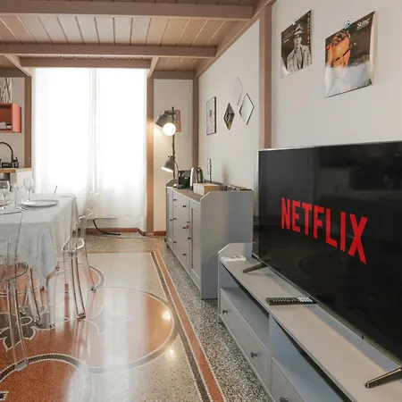 Su 2 Piani - 1g Wi-fi - Self Check-in - Netflix